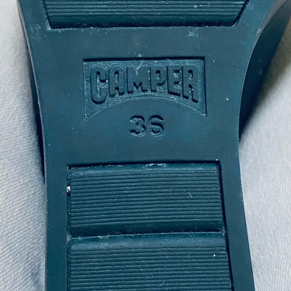 🎉HP🎉 EUC Camper wedges - Picture 15 of 15